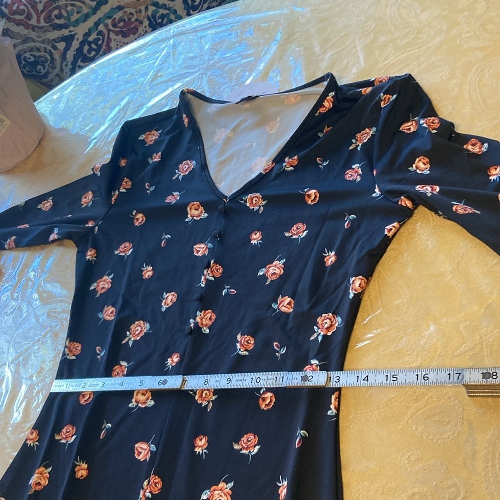 SHEIN VCAY Allover Floral Print Split Thigh Bodycon Dress size S new with tag - Picture 9 of 15